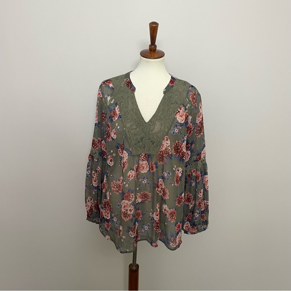Torrid Top Long Sleeve Floral Lace Split Neckline Boho Romantic Olive Green Pink